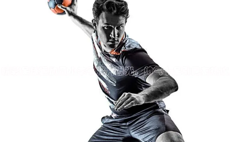 hth官网app登录入口ARGA公司精彩足球运动员小李子照片曝光，帅气十足引网友热议